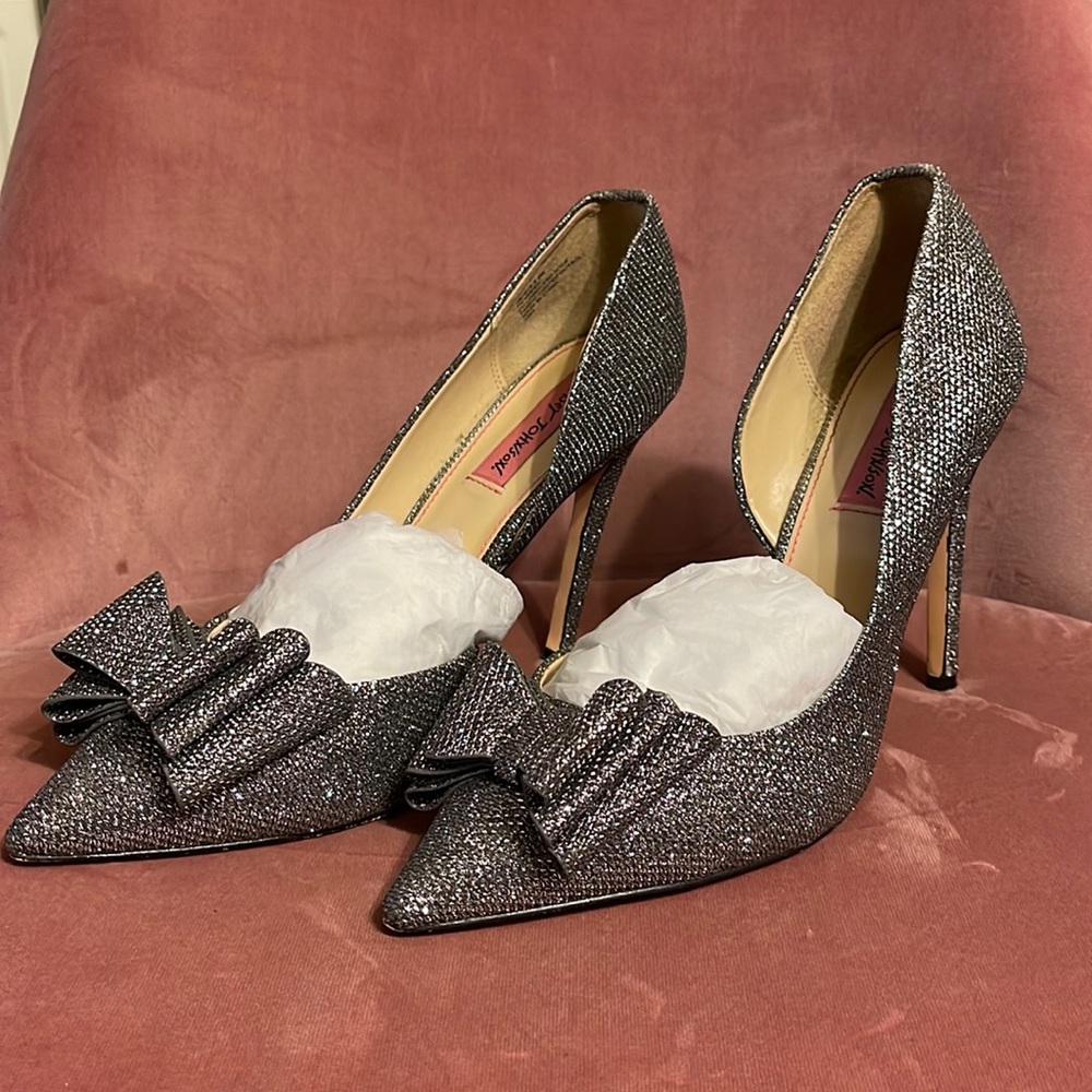 Betsy Johnson Prince silver heels size 9.5